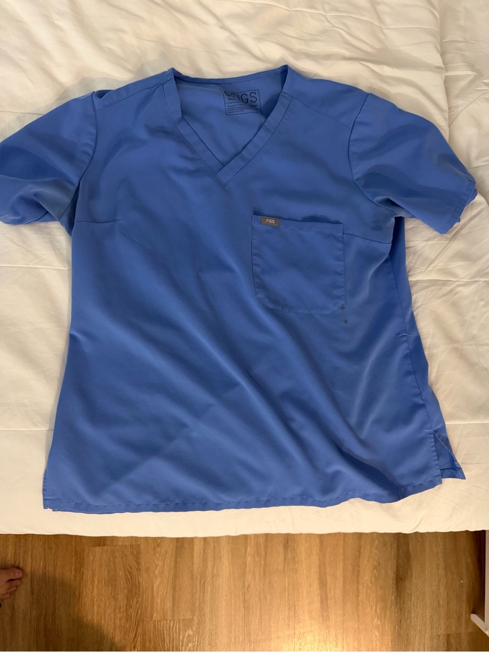 FIGS Women’s Catarina Scrub Top - Ceil Blue